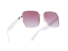 Charger l'image dans la galerie, Lunettes connectées Mogie. - Modèle Nyra - Branches blanches avec monture or rose et verres solaires polarisés Branche tactile - Verres solaires polarisés - Gestion playlist et appels Bluetooth - Assistant vocal Monture : Or rose - Verres teintés rose