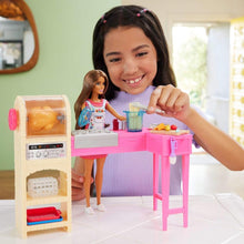Charger l'image dans la galerie, MATTEL Set de cuisine Barbie Teresa avec poupée