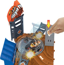 Charger l&#39;image dans la galerie, Hot Wheels Monster Trucks Demi-finale Shark Spin
