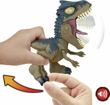 Charger l&#39;image dans la galerie, MATTEL Figurine interactive bébé Allosaure - Jurassic World
