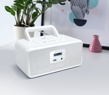 Charger l&#39;image dans la galerie, Muse M-32 DBW Lecteur CD portable Blanc
