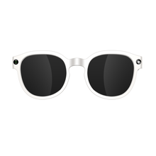 Charger l'image dans la galerie, Lunettes intelligentes multifonctions NASA  édition FUTURA Caméra ,prise de photos, enregistrement vidéo et audio, appels Bluetooth, lecture de musique, assistant vocal, transmission sans fil Wi-Fi,Monture Mat Blanc Verres Graphite Modèle  Unisex design
