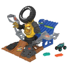 Charger l'image dans la galerie, Hot Wheels Monster Trucks Arena Smashers Combat Mega-Wrex vs Gorzilla Coffret avec véhicule Mega-Wrex inclus 2 Voitures
