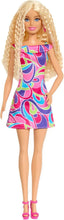Charger l'image dans la galerie, MATTEL Poupée Barbie Fashionista Robe Colorée - 65 ans Barbie
